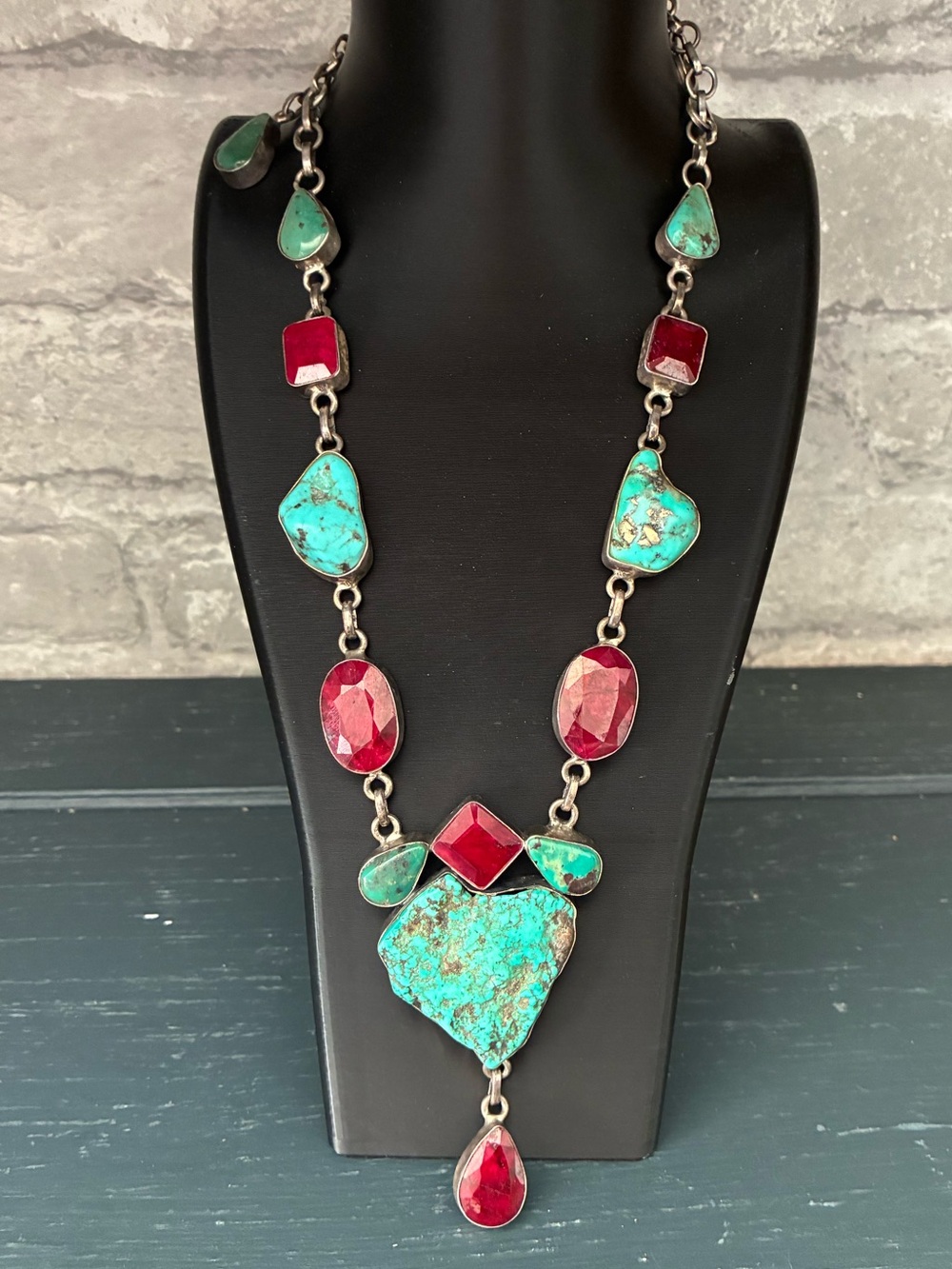 Vintage Native Southwestern 925 Turquoise & Red Stone Sterling Silver Necklace